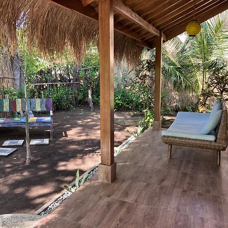 Meno Madia Bungalows Gili Meno Exterior foto