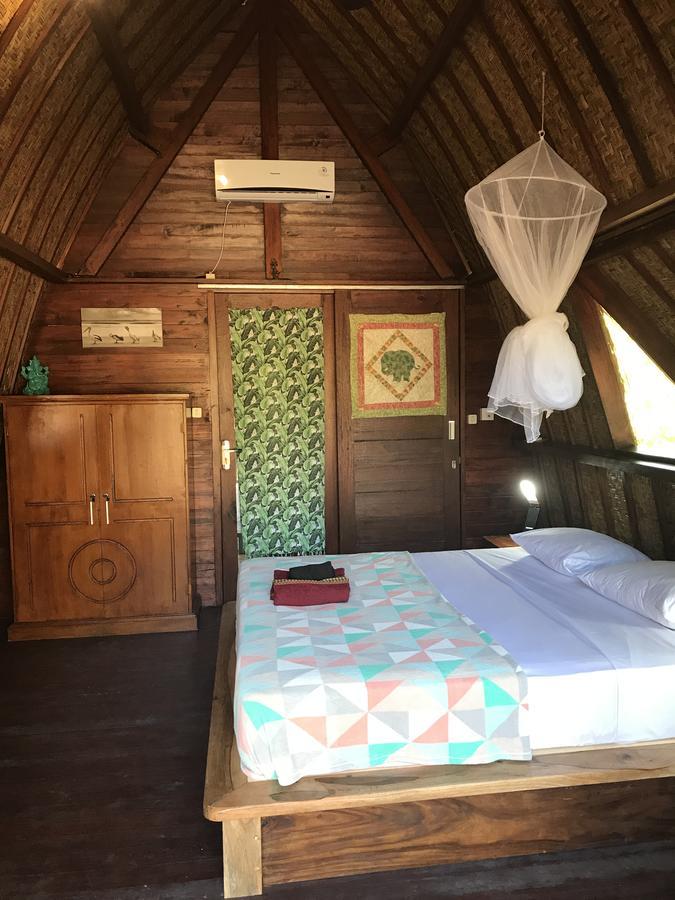 Meno Madia Bungalows Gili Meno Exterior foto
