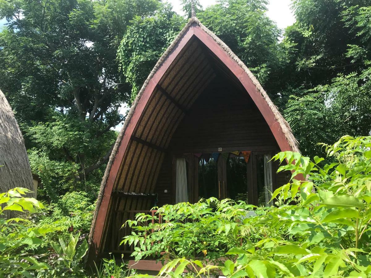 Meno Madia Bungalows Gili Meno Exterior foto